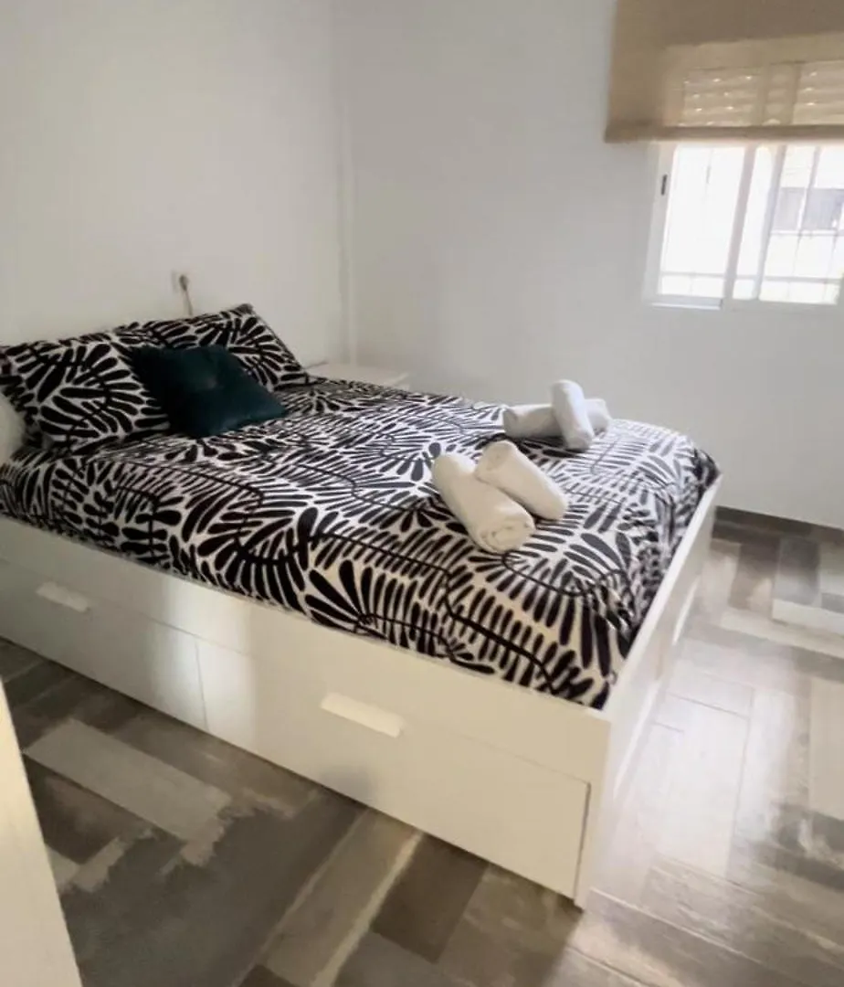 Lovely Rooms En Piso Compartido Seville 0*,  Spain
